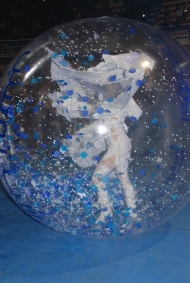 Accueil des clients par la Déambulation en bulle